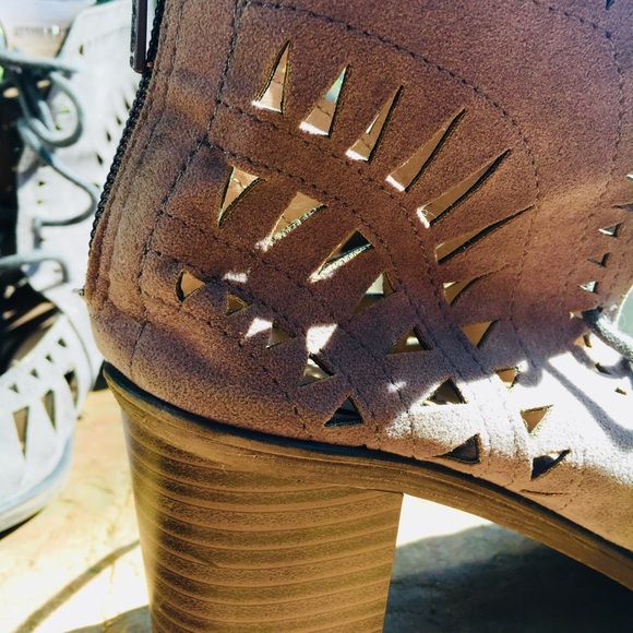 Boot heels - Picture 4 of 5